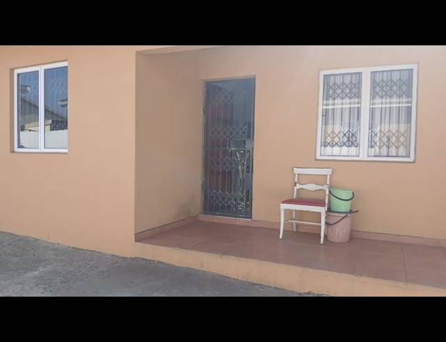 3 BEDROOM HOUSE FOR SALE IN SUNFORD
